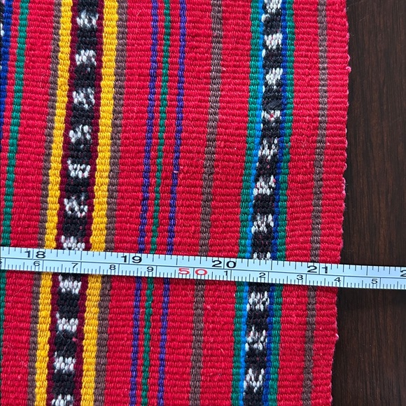 Table runner - Picture 5 of 5